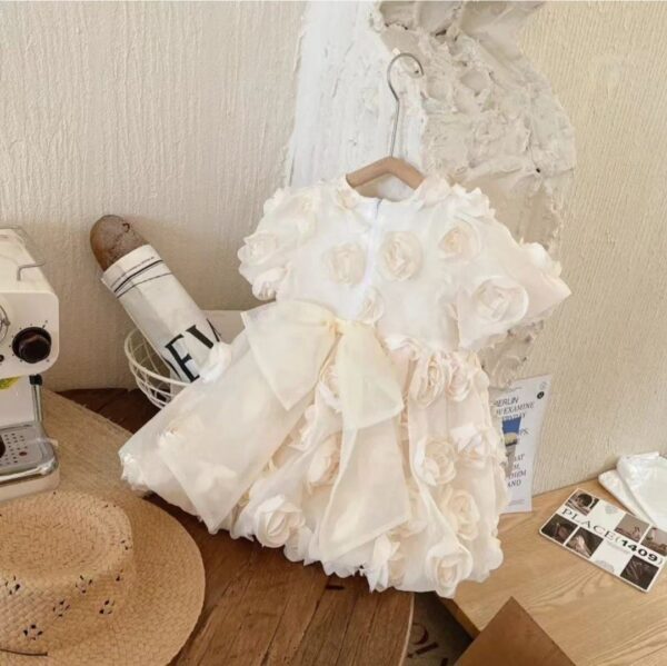 Beige Flower - Image 3